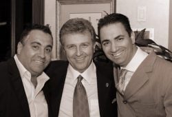 150301102352836-600x408