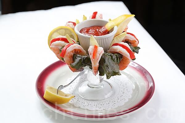 151218232958836-600x400