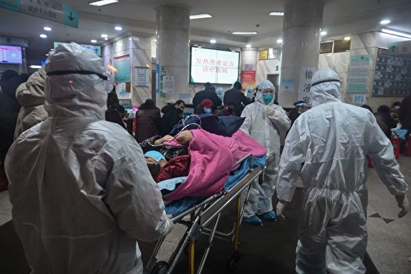 武汉民政局1月28号发布对武汉肺炎的逝者遗体免收火化费用的公告，由于透露出殡仪车辆和人手不够用，民众怀疑当局隐瞒死亡数量。