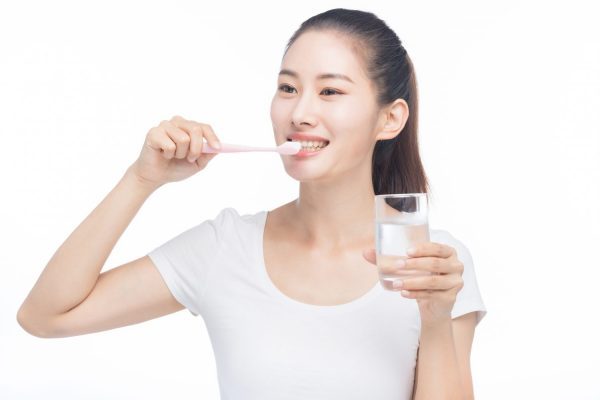 美国根管治疗费用,根管治疗,牙齿治疗,根管治疗优点,根管治疗缺点拔牙,根管治疗过程,根管治疗恢复,牙科手术