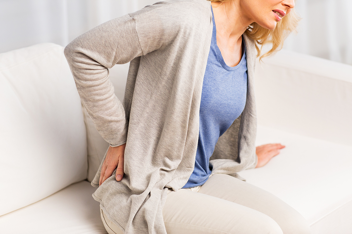腰痛 下腰痛 肌肉或韧带拉伤 椎间盘问题 脊椎炎症或关节炎 妊娠期腰痛 预防和缓解