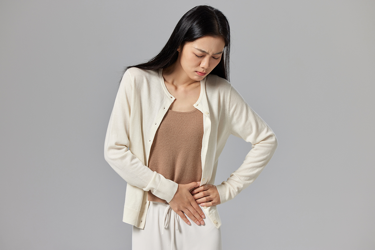 腰痛 走路腰痛 肌肉劳损 姿势不良 骨骼结构 脊椎关节炎 神经压迫 体重超标 足部问题