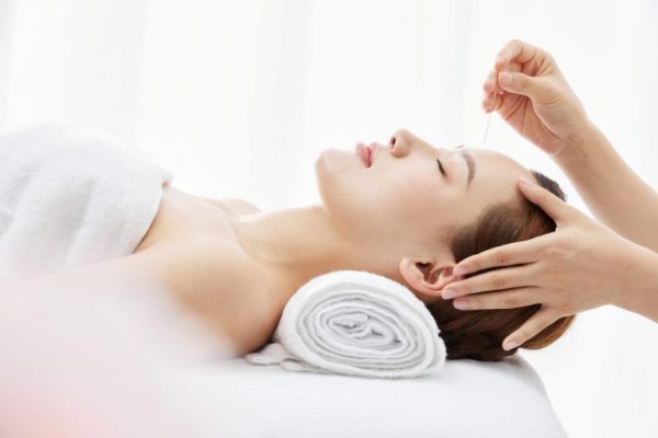 眼睛干涩,中医,中药,中药,干涩,气血不足,治疗眼睛,缓解,肝肾,针灸