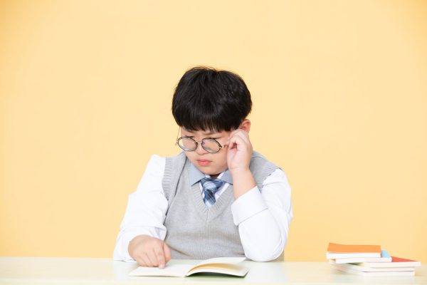 飞蚊症,眼贴,眼睛干涩,眼睛,眼睛干涩,眼睛疲劳,眼压高,散光,近视