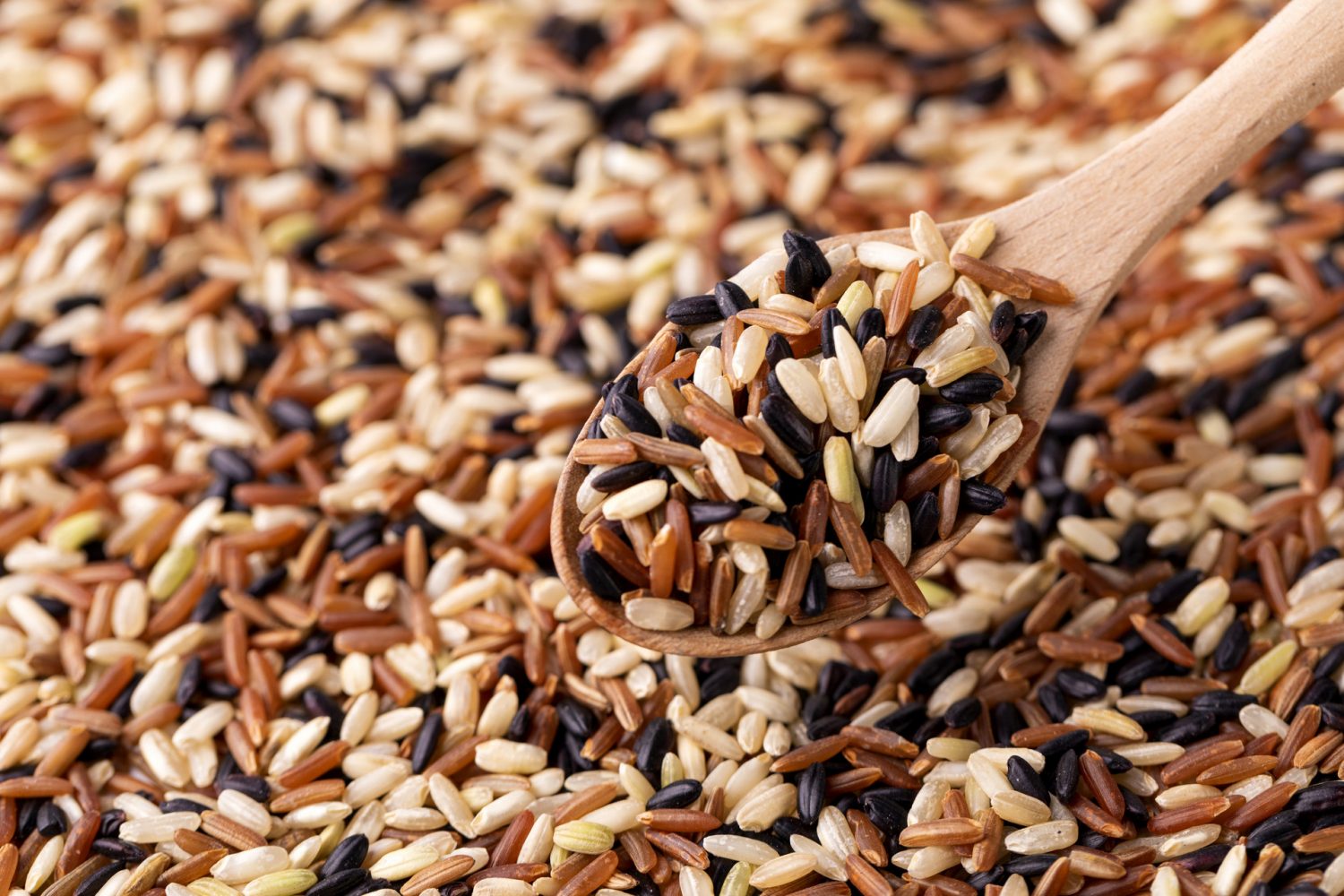 糙米：维他命B群丰富但肠胃负担重