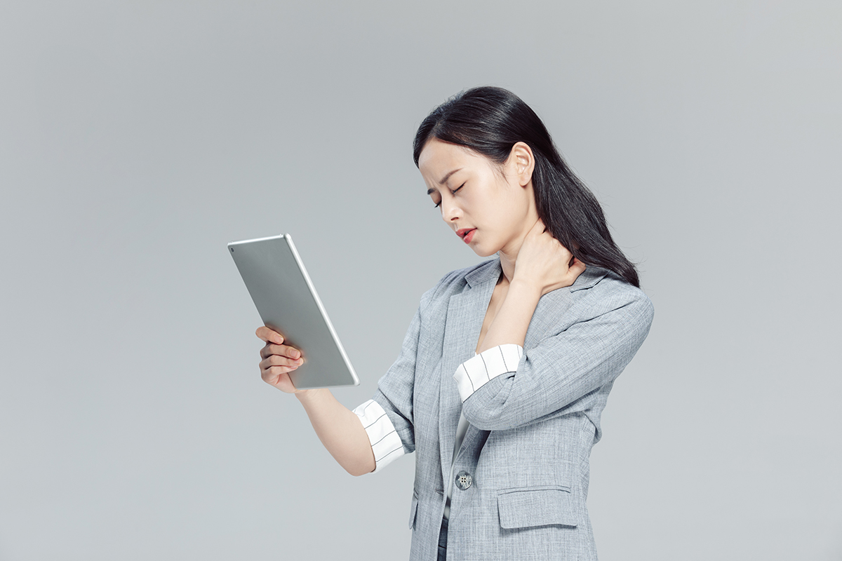 颈痛 持续性疼痛 颈椎病 姿势不良 肌肉劳损 夜间痛 神经症状 外伤后颈痛 头痛