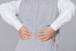 肾结石引起腰疼？详解腰痛与肾结石的关系